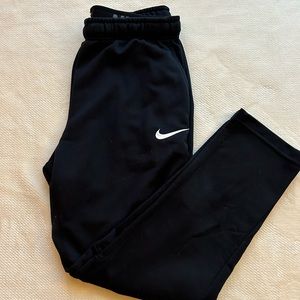 Slim Fit Nike Sweatpants